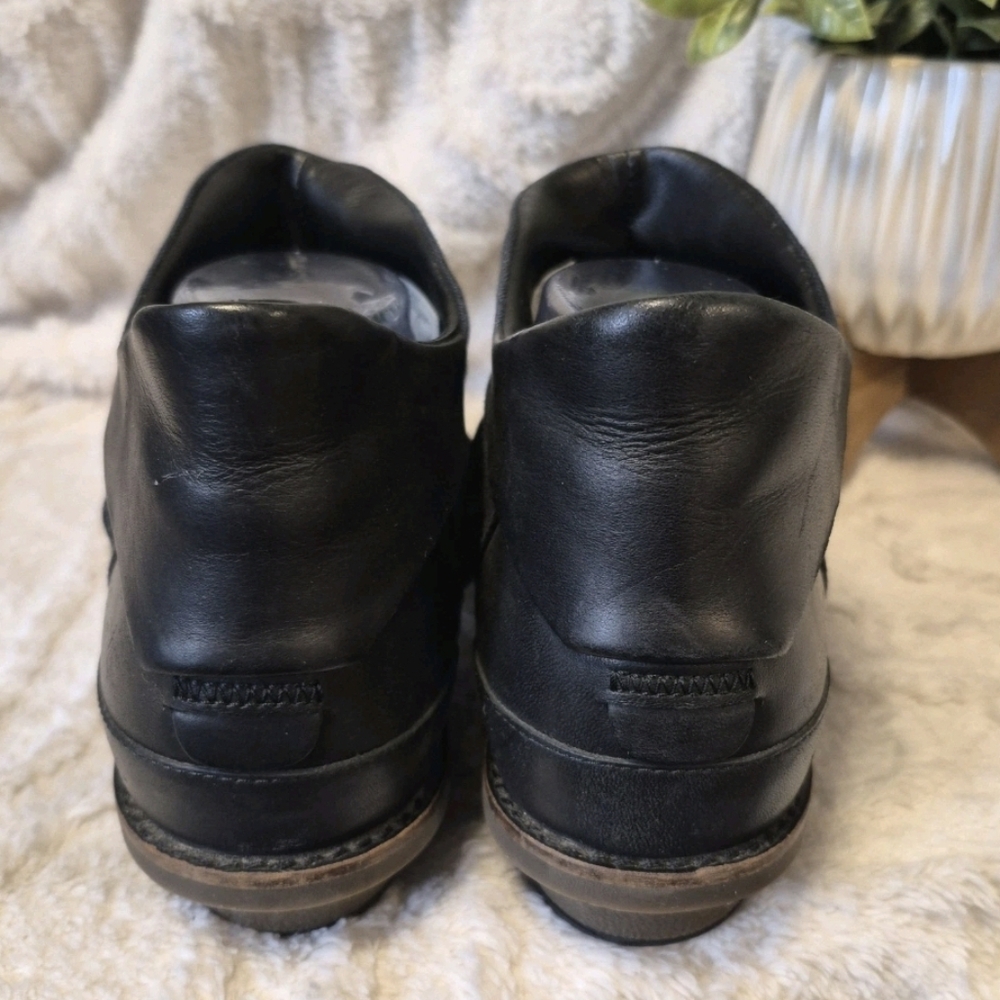Merrell Black Ankle Boots - Picture 5 of 11
